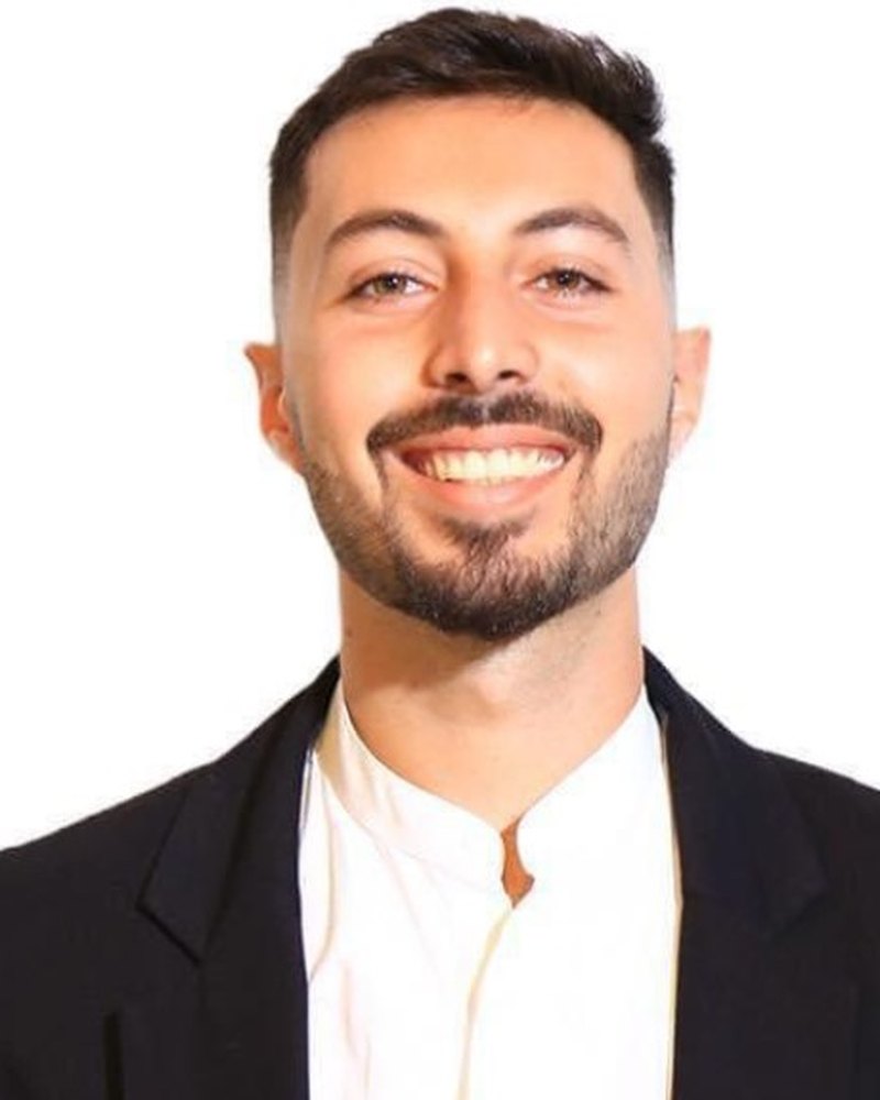 Roy Zana, Head of Sales and Owner Financing at Glazer Real Estate